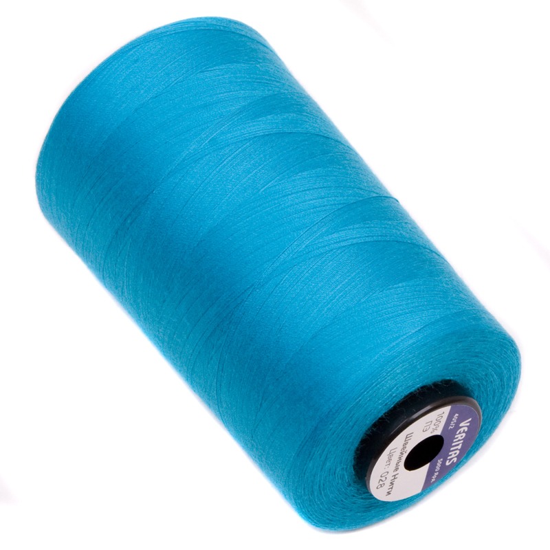 Нитки швейные 100% PE 40/2 цв S-028 голубой яркий (боб 5000ярдов) VERITAS1