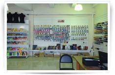 Торговый зал швейного оборудования и фурнитуры в г. Иркутск